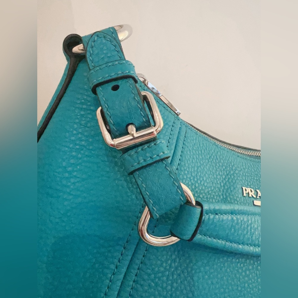 Prada bag - Picture 7 of 16
